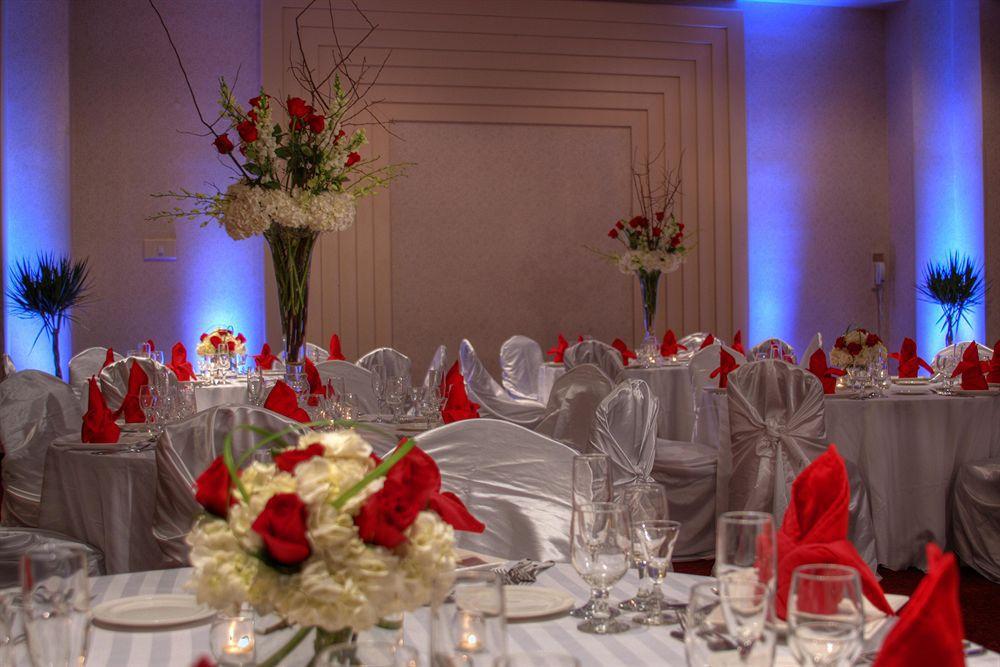 Durham Marriott City Center Restaurant photo