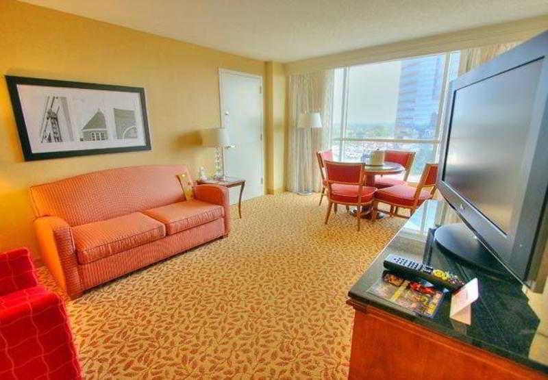 Durham Marriott City Center Interior photo